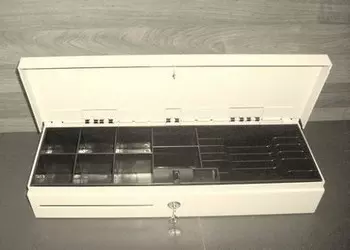 kulccsal nyitható kassza kulccsal nyitható kassza